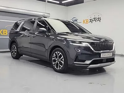 Kia Canival 2021, 83336 км, за 13778.39 USD