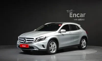 Mercedes-Benz GLA-Class · 2016 год