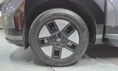 Hyundai Santafe 2024, 34517 км, за 23565.71 USD