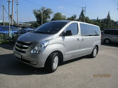 Hyundai Starex 2015, 121006 км, за 6147.68 USD