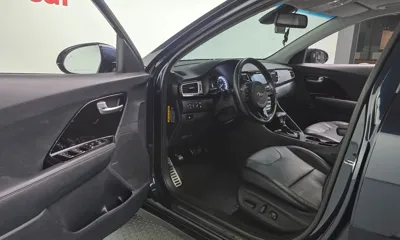 Kia Niro 2017, 135003 км, за 8270.97 USD - фото 10