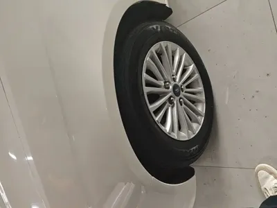 Ford Escort 2017, 80600 км, за 2839.08 USD - фото 23