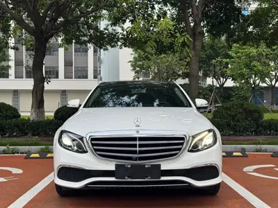 Mercedes-Benz E-Class 2018, 100000 км, за 23904.58 USD