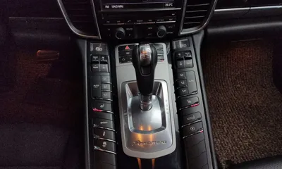 Porsche Panamera 2012, 96779 км, за 11661.24 USD - фото 9