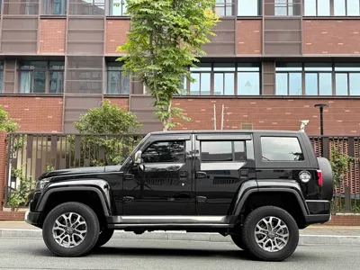 Beijing Off-Road BJ40 2022, 40000 км, за 12630.53 USD