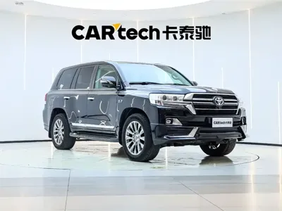 Toyota Land Cruiser 2019, 118000 км, за 101234.06 USD