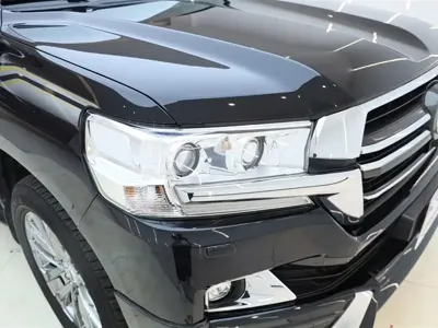 Toyota Land Cruiser 2019, 118000 км, за 101234.06 USD - фото 9