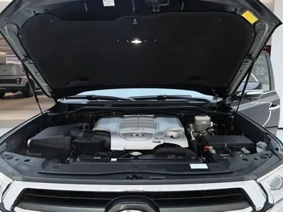 Toyota Land Cruiser 2019, 118000 км, за 101234.06 USD - фото 23