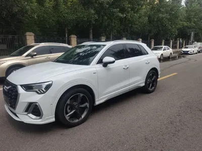 Audi Q3 2022, 47600 км, за 23807.66 USD