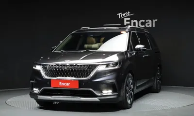 Kia Canival · 2021 год