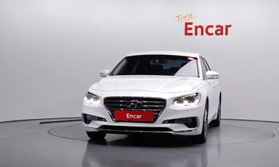 Hyundai Grandeur 2018, 49312 км, за 32520.2 USD