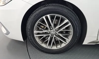 Hyundai Grandeur 2018, 49312 км, за 32520.2 USD