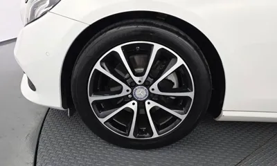 Mercedes-Benz E-Class 2017, 153116 км, за 10286.65 USD