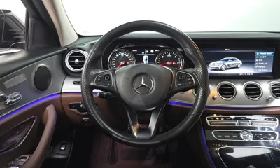Mercedes-Benz E-Class 2017, 153116 км, за 10286.65 USD - фото 13