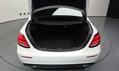Mercedes-Benz E-Class 2017, 153116 км, за 10286.65 USD - фото 20