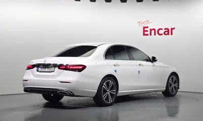 Mercedes-Benz E-Class 2021, 50917 км, за 23368.78 USD