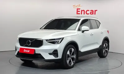 Volvo XC40 · 2023 год