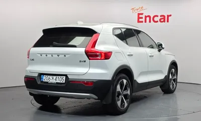 Volvo XC40 2023, 72953 км, за 22252.86 USD