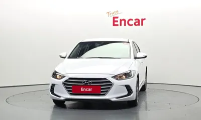 Hyundai Avante 2017, 89952 км, за 5822.5 USD