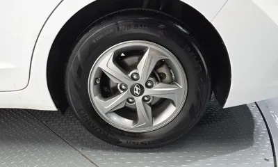 Hyundai Avante 2017, 89952 км, за 5822.5 USD