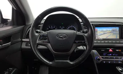 Hyundai Avante 2017, 89952 км, за 5778.5 USD - фото 13