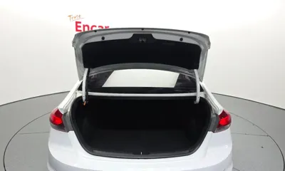 Hyundai Avante 2017, 89952 км, за 5778.5 USD - фото 20