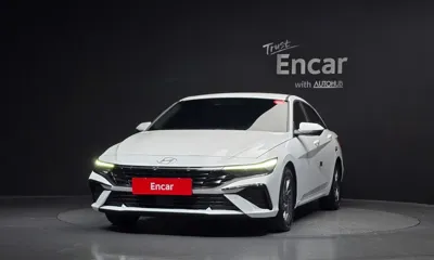 Hyundai Avante 2024, 27560 км, за 17226.8 USD - фото 3