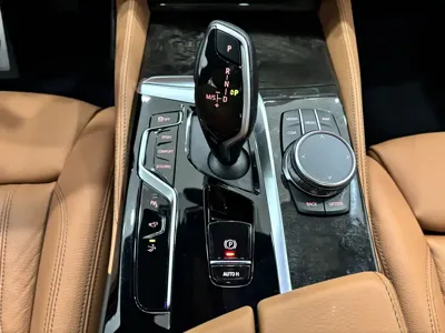 BMW 6 Series GT 2024, 30900 км, за 44238.23 USD - фото 22