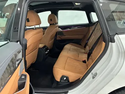 BMW 6 Series GT 2024, 30900 км, за 44238.23 USD - фото 25