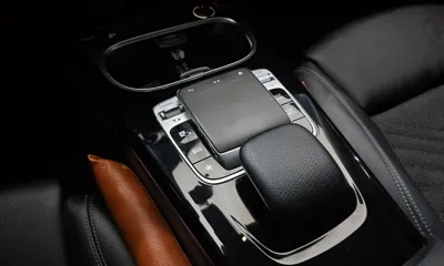 Mercedes-Benz A-Class 2020, 58564 км, за 12472.1 USD - фото 20