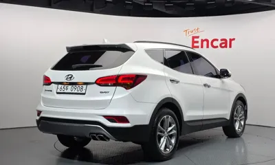 Hyundai Santafe 2016, 92632 км, за 8664.5 USD