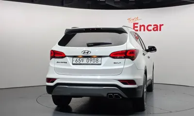 Hyundai Santafe 2016, 92632 км, за 8664.5 USD