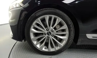 Kia K9 2022, 144727 км, за 20132.43 USD