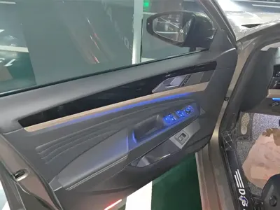 Volkswagen Passat 2019, 63500 км, за 12178.3 USD - фото 7