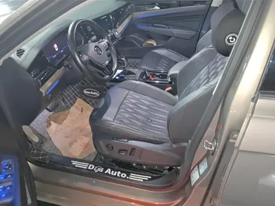 Volkswagen Passat 2019, 63500 км, за 12178.3 USD - фото 9