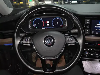 Volkswagen Passat 2019, 63500 км, за 12178.3 USD - фото 15