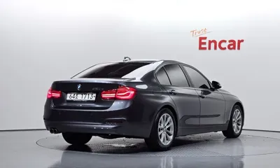 BMW 3-Series 2018, 78065 км, за 11525.68 USD