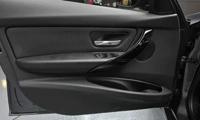 BMW 3-Series 2018, 78065 км, за 11525.68 USD - фото 24
