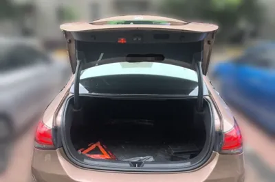 Mercedes-Benz A-Class 2019, 64200 км, за 10785 USD - фото 23