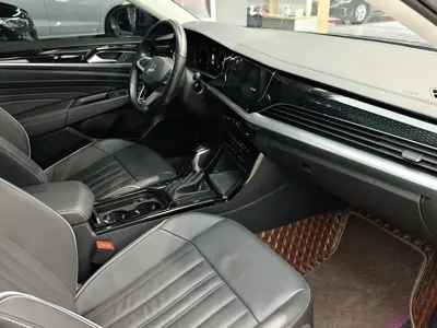 Volkswagen Passat 2021, 95000 км, за 12070.34 USD - фото 12