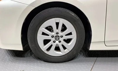 Toyota Prius 2016, 88145 км, за 9448.3 USD