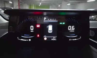 Hyundai Staria 2025, 10000 км, за 18508.74 USD - фото 8