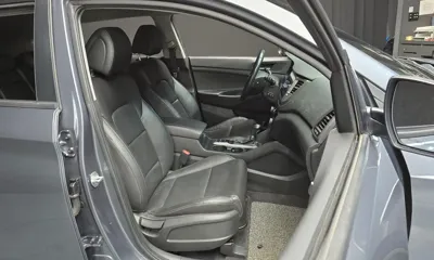 Hyundai Tucson 2016, 96143 км, за 7598.28 USD - фото 12