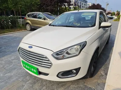 Ford Escort · 2015 год