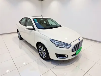 Ford Escort 2015, 146700 км, за 2242.9 USD