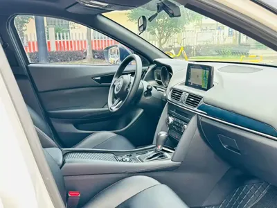 Mazda CX-4 2020, 103000 км, за 9387.69 USD - фото 7