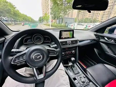 Mazda CX-4 2020, 103000 км, за 9387.69 USD - фото 9