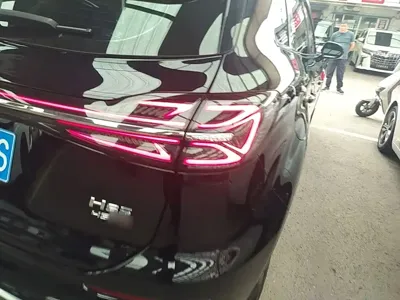 Hongqi Hongqi HS5