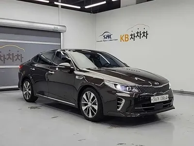 Kia K5 2016, 119484 км, за 7166.13 USD