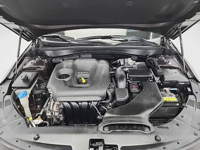 Kia K5 2016, 119484 км, за 7166.13 USD
